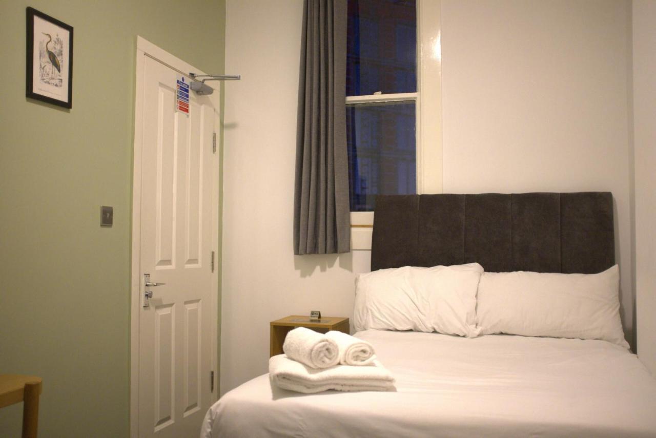 The Wellington Hotel Birmingham - Breakfast Included, Near O2 Academy & City Centre 객실 사진